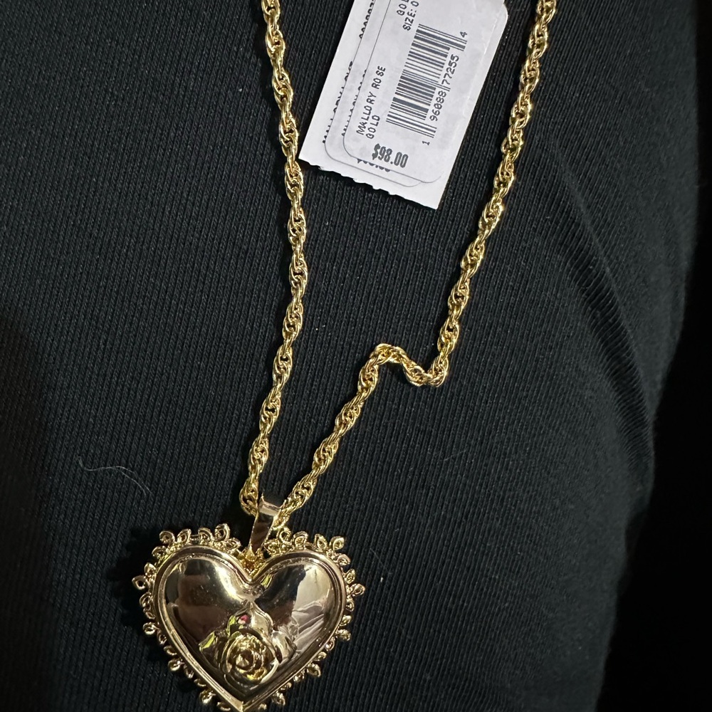Kendra Scott Mallory locket Necklace